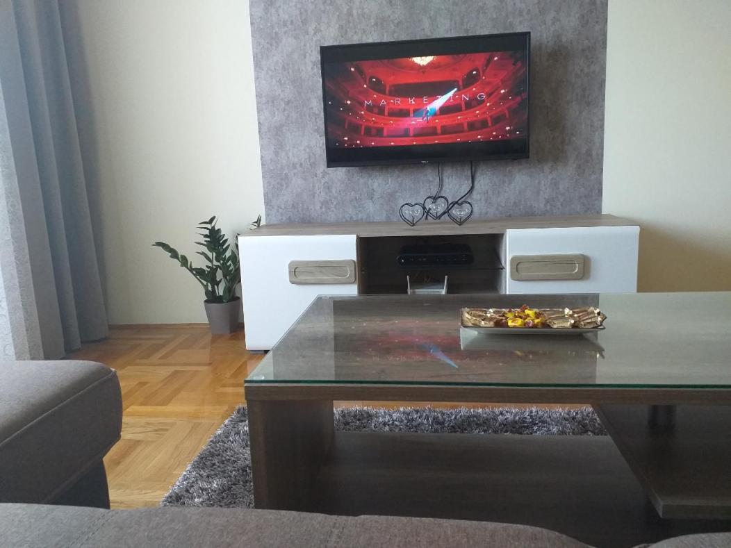 Aphrodite Apartment Podgorica Eksteriør billede